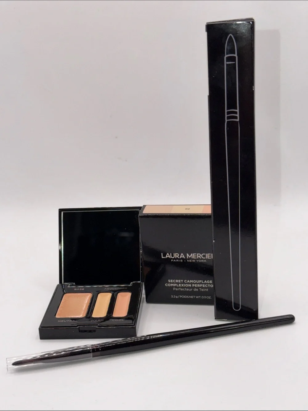 laura mercier SECRET CAMOUFLAGE COMPLEXION PERFECTOR #02+BRUSH BUNDLE F/S NIB!